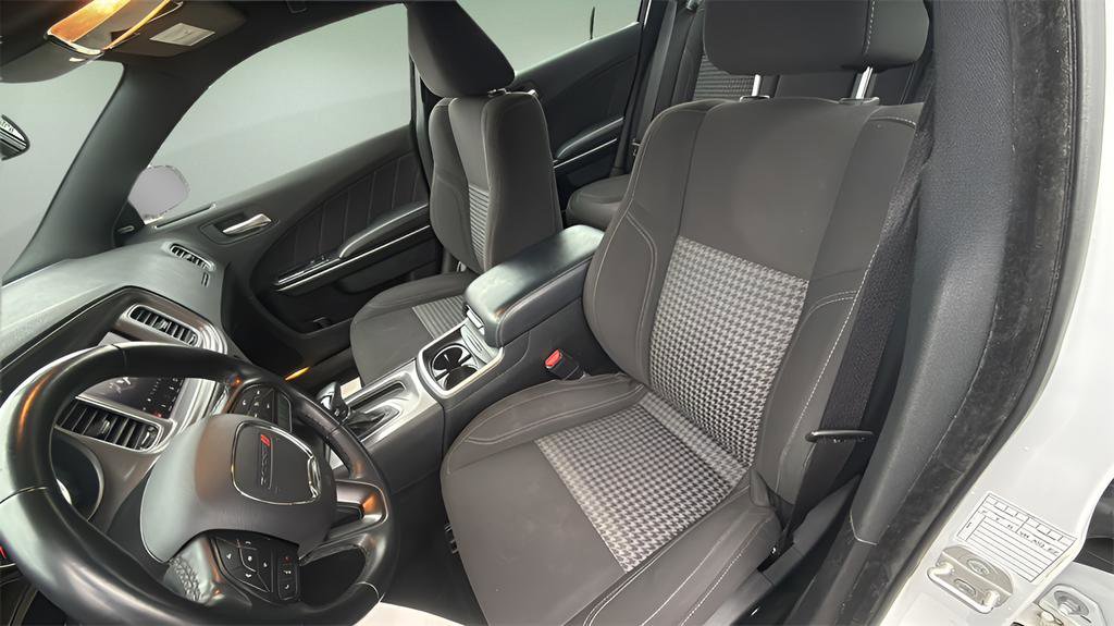 Used 2023 Dodge Charger SXT image 16