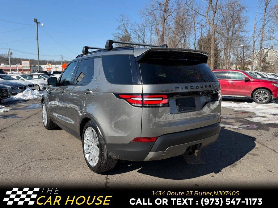Used 2017 Land Rover Discovery First Edition image 9