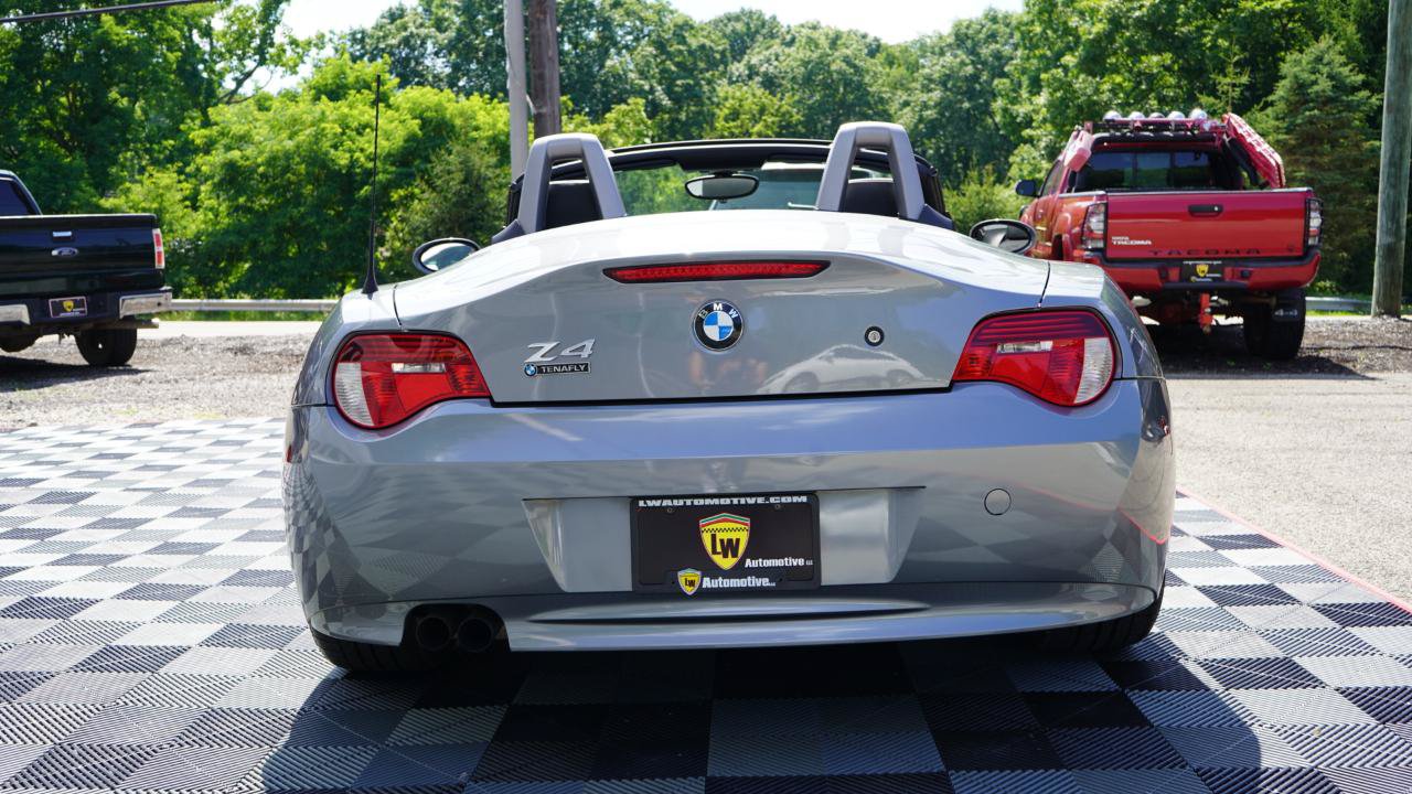 Used 2008 BMW Z4 3.0i w/ Premium Pkg RWD image 20