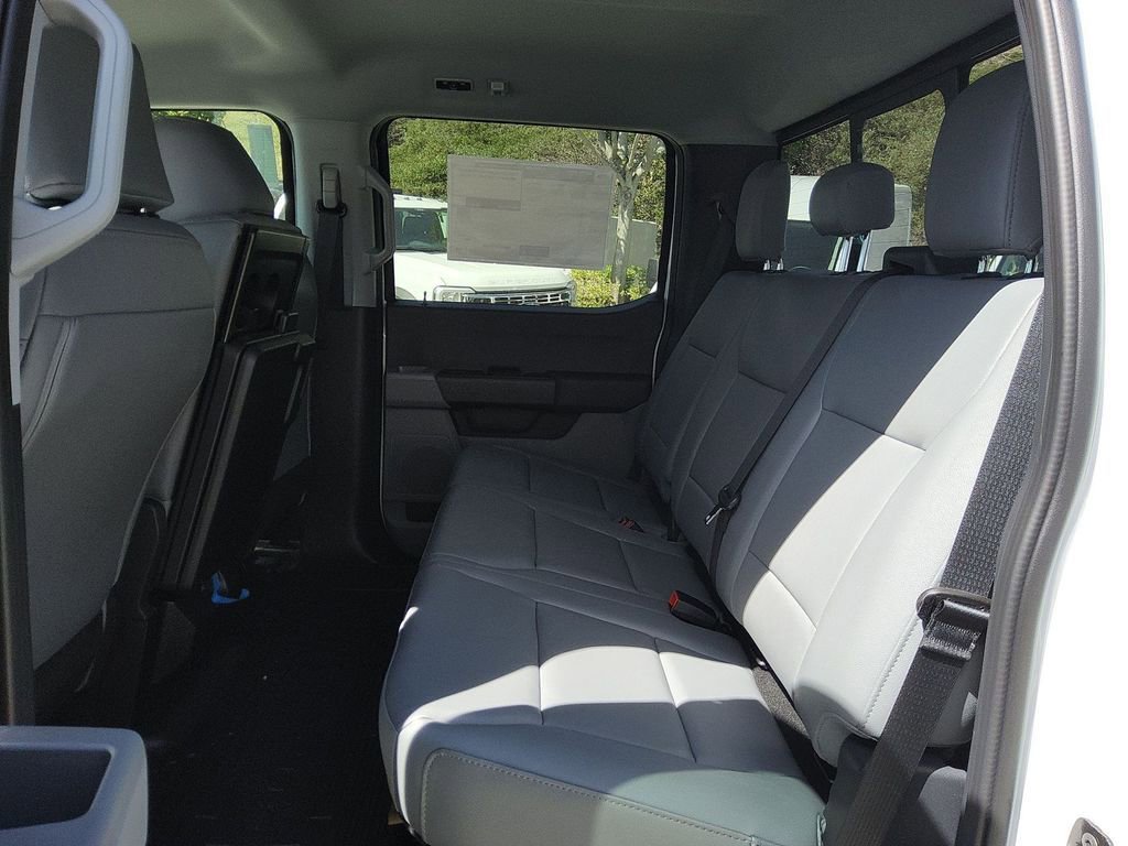 New 2026 Ford F550 2WD Crew Cab Super Duty image 14