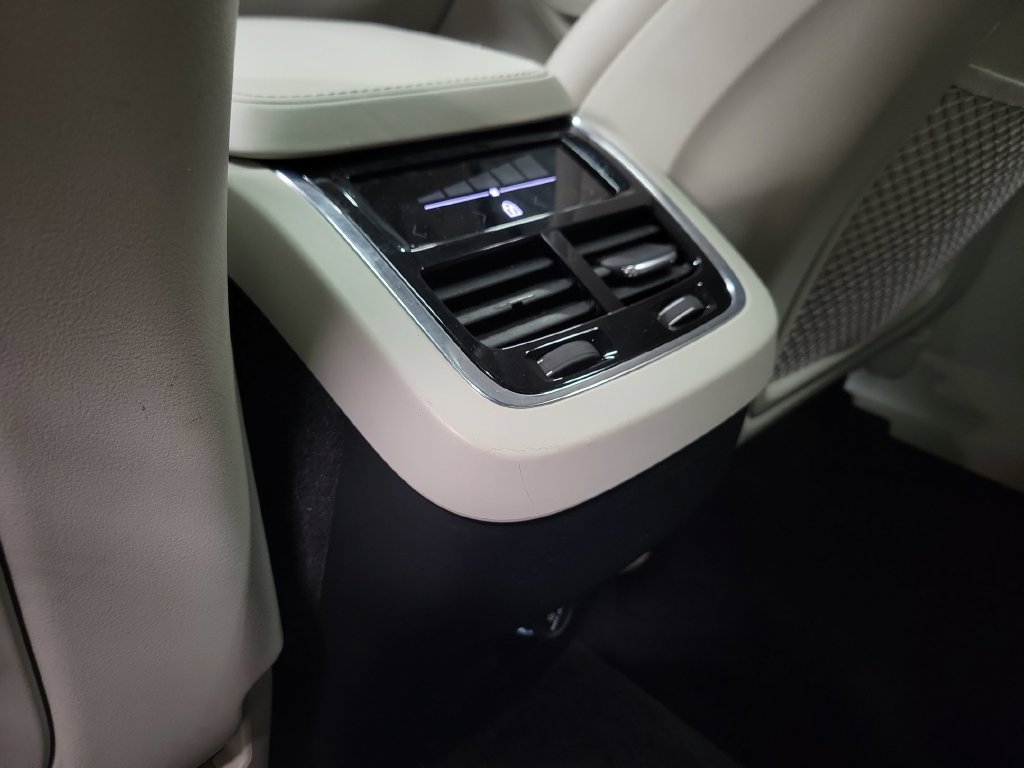 Used 2018 Volvo XC90 T6 Inscription AWD/4WD image 30