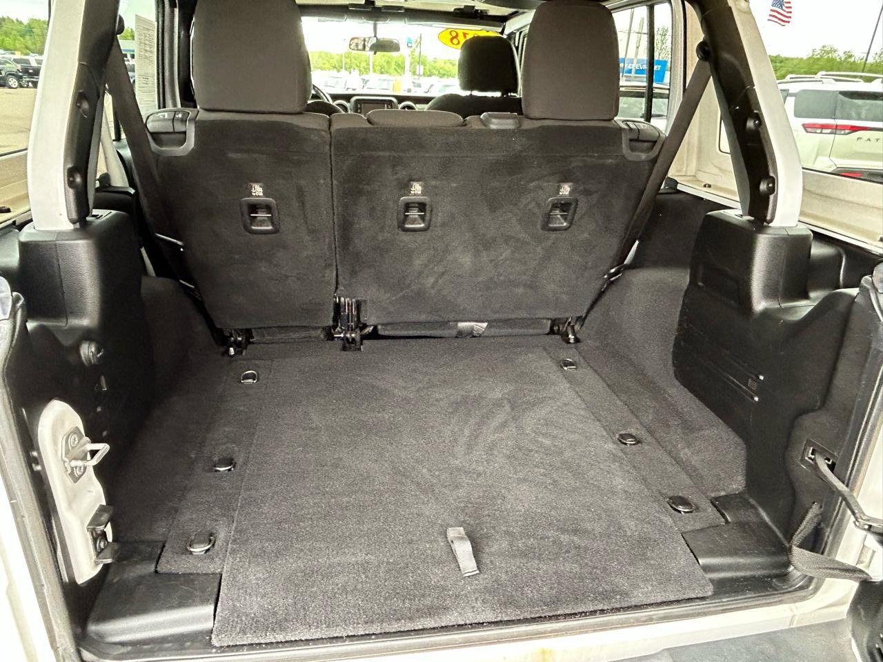Used 2018 Jeep Wrangler Unlimited Sport S AWD/4WD image 17