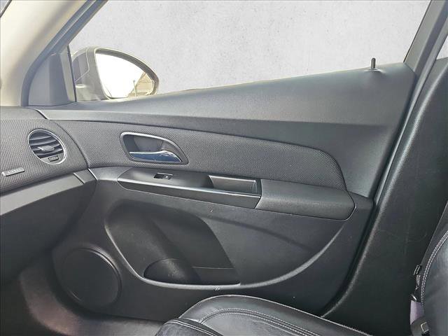 Used 2014 Chevrolet Cruze LT image 13
