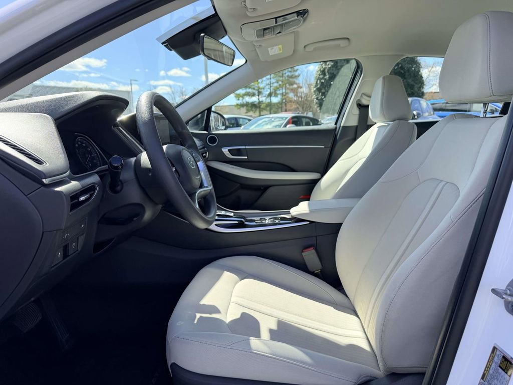 Used 2023 Hyundai Sonata SEL w/ Cargo Package FWD image 18