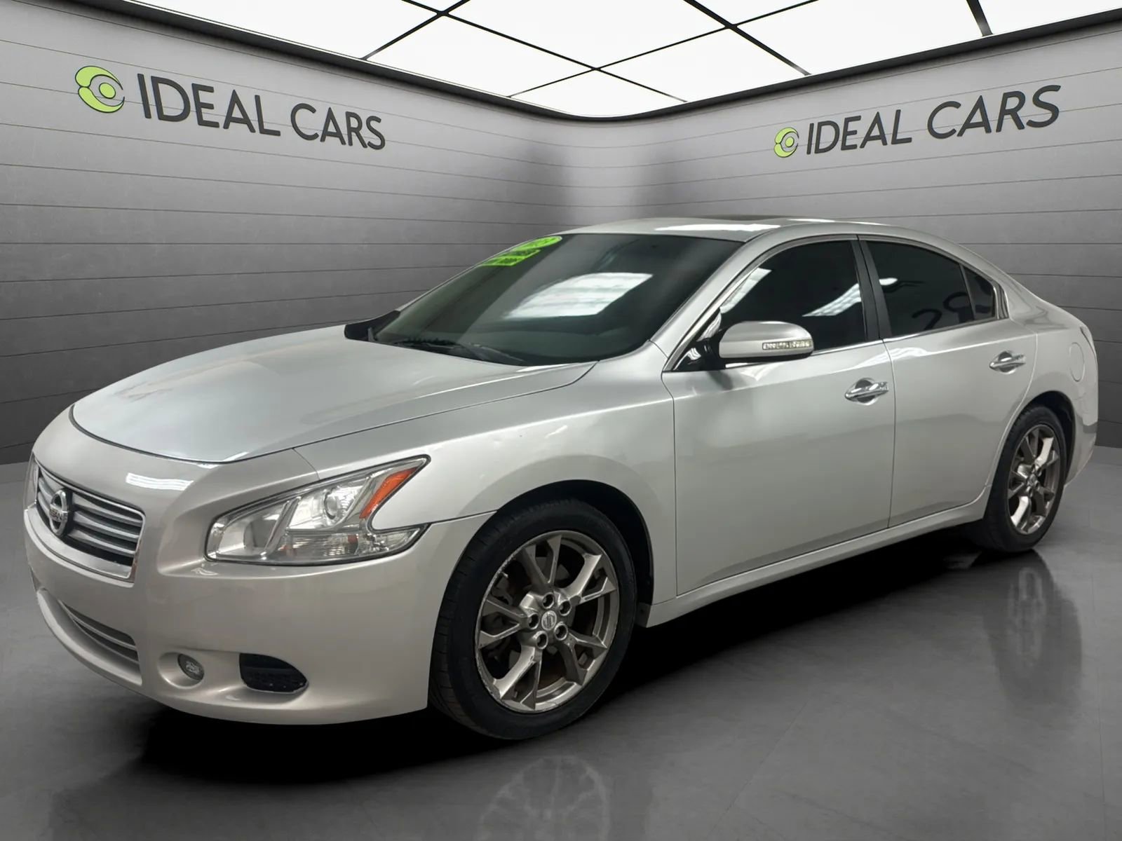 Used 2013 Nissan Maxima 3.5 SV FWD image 1