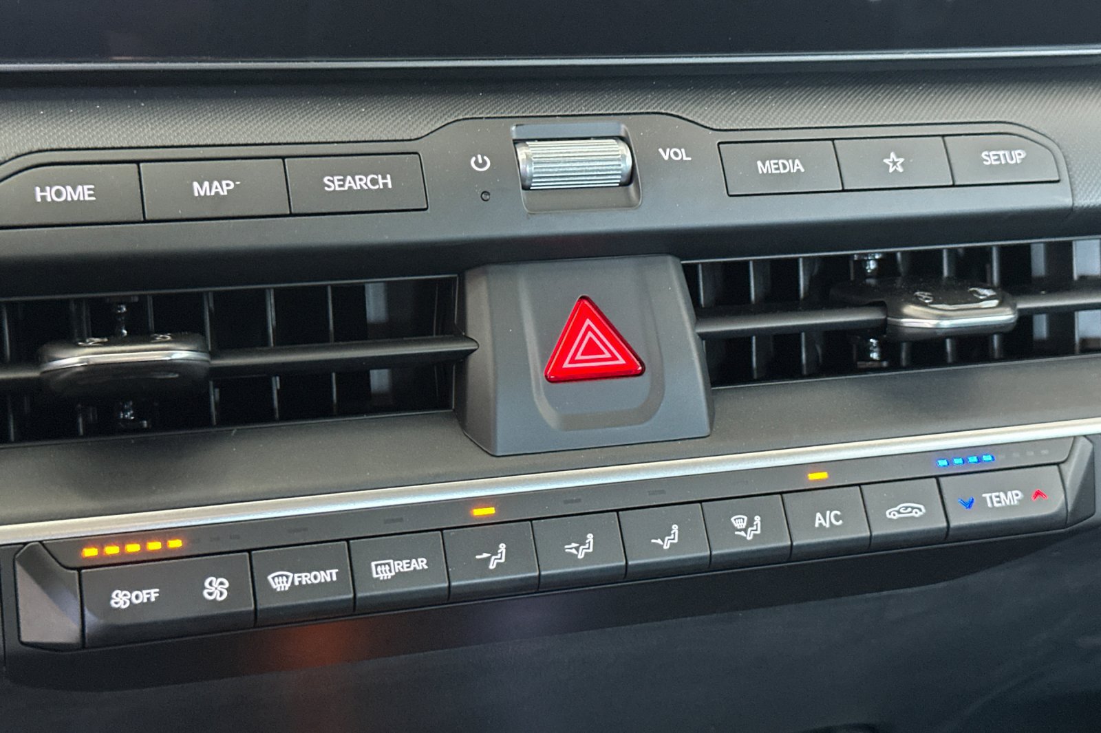 New 2026 Kia K4 FWD image 19