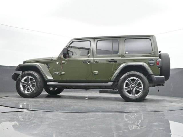 Used 2021 Jeep Wrangler Unlimited Sahara w/ Dual Top Group AWD/4WD image 29