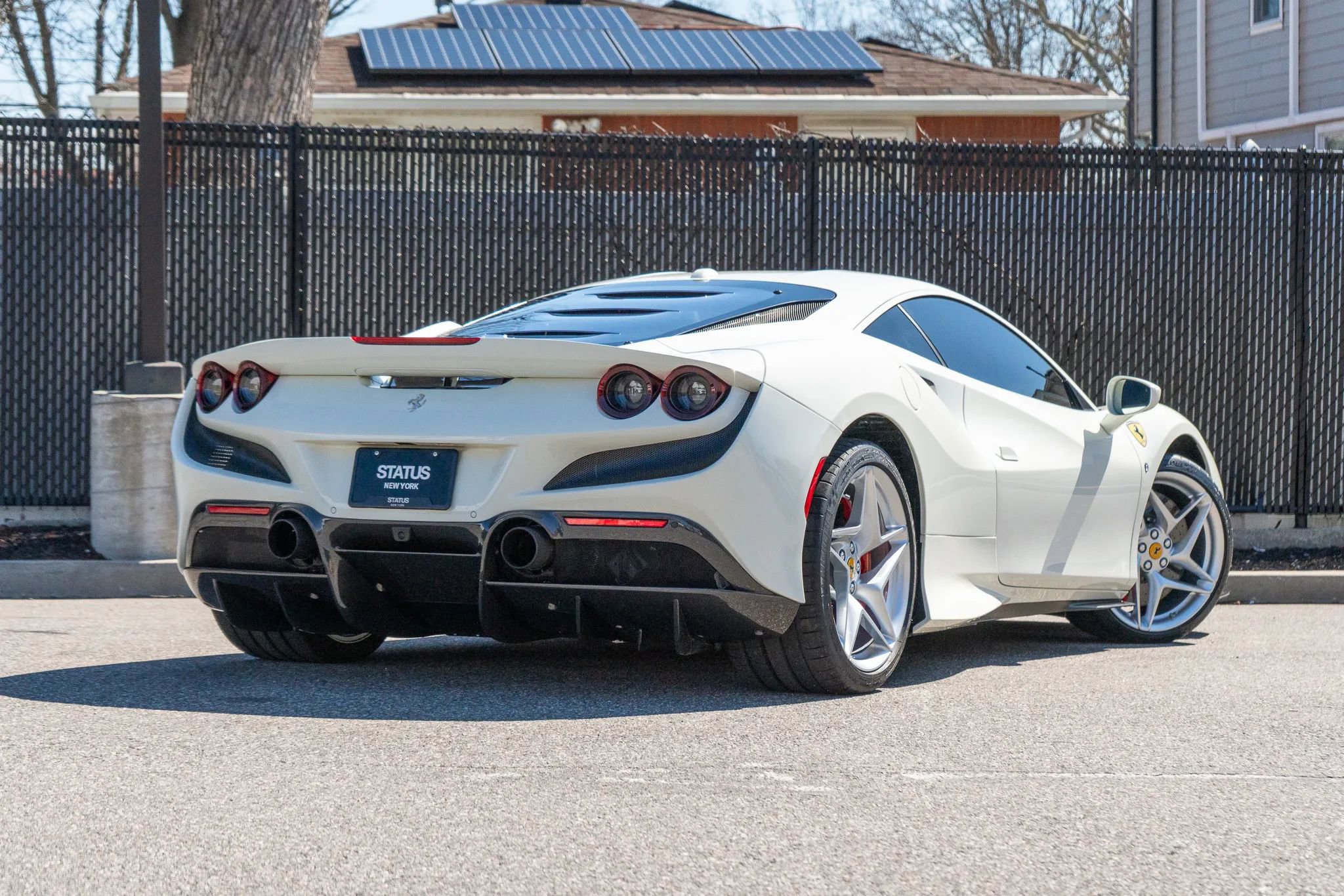 Used 2021 Ferrari F8 Tributo image 28