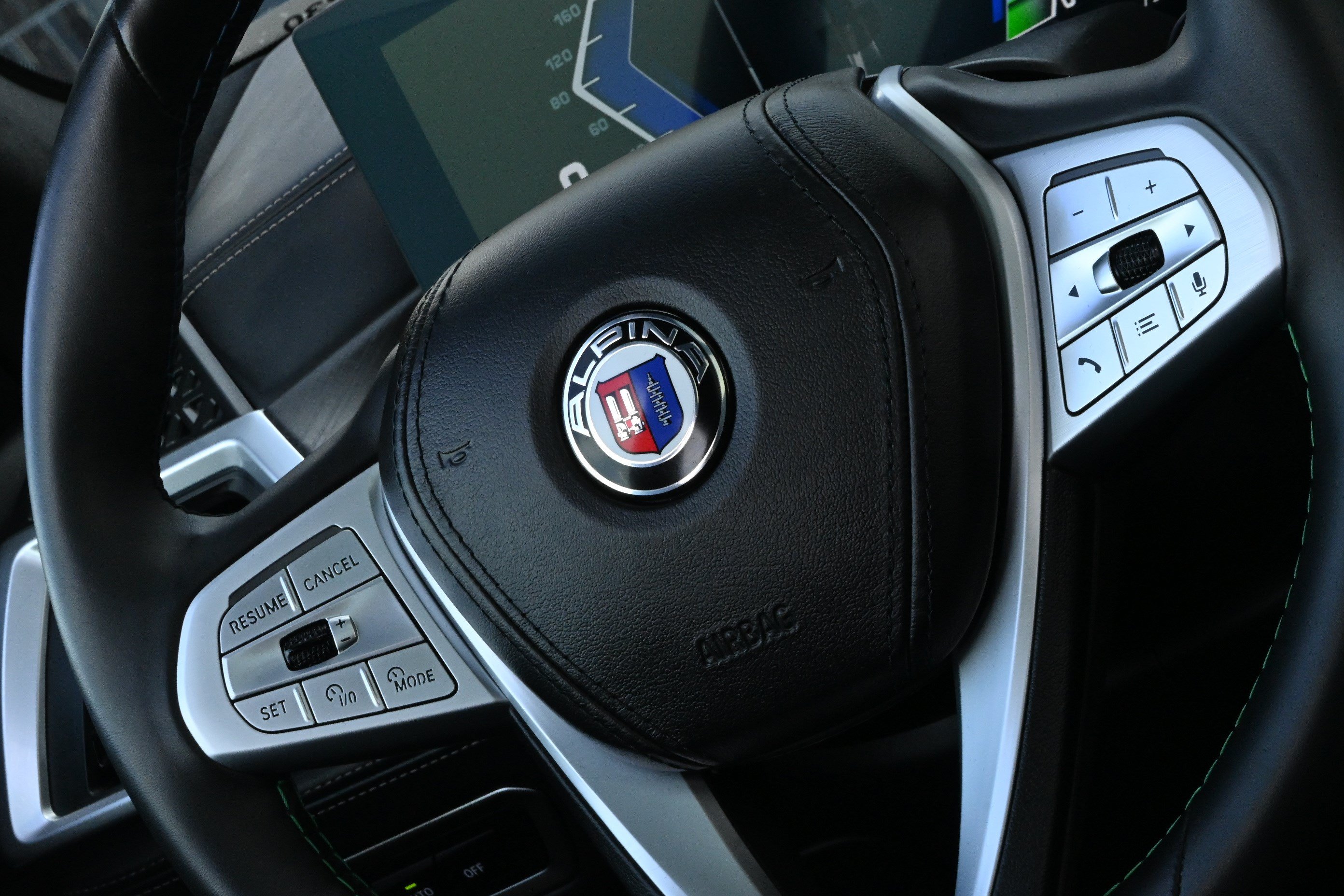 Used 2025 BMW ALPINA XB7 AWD/4WD image 25
