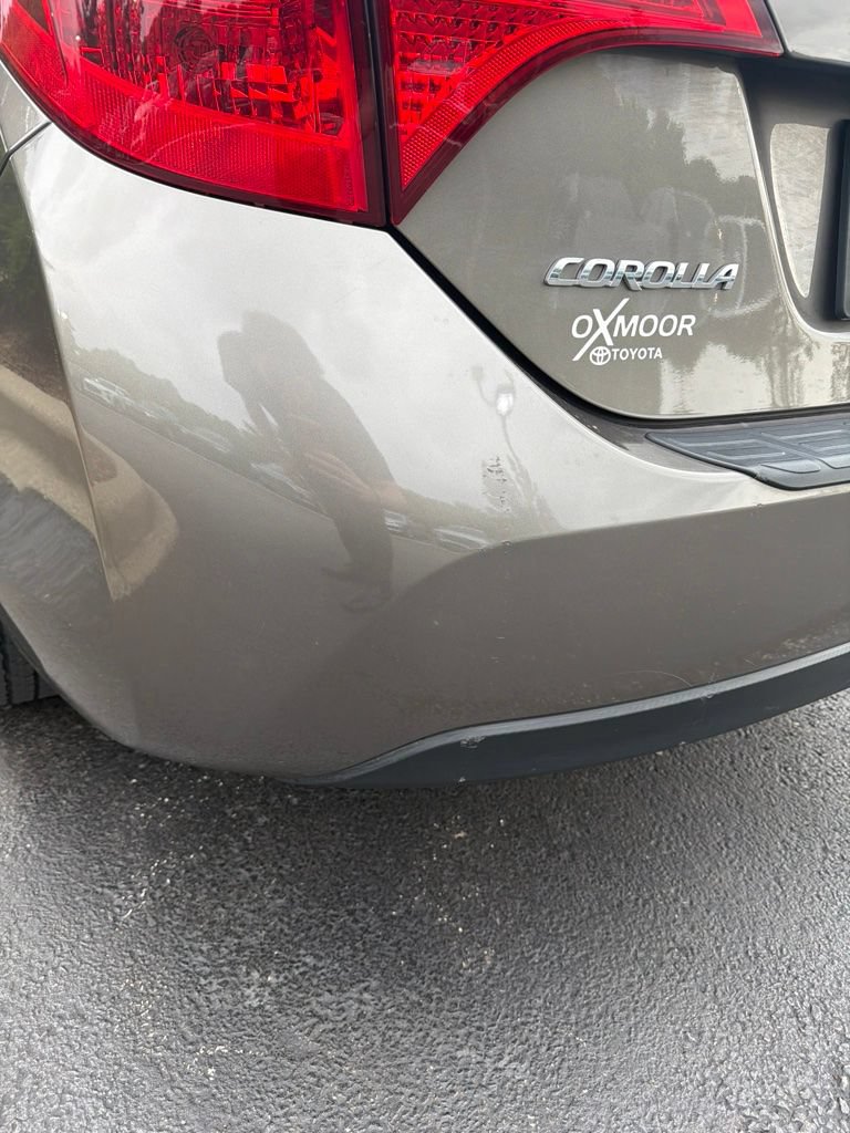 Used 2017 Toyota Corolla SE w/ Carpet Mat Package (TMS) FWD image 6