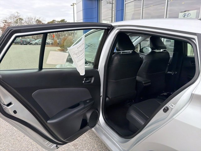 Used 2018 Toyota Prius Prime Premium image 31