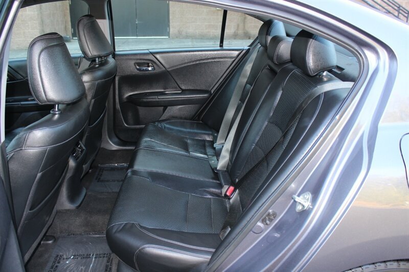 Used 2015 Honda Accord EX-L image 13