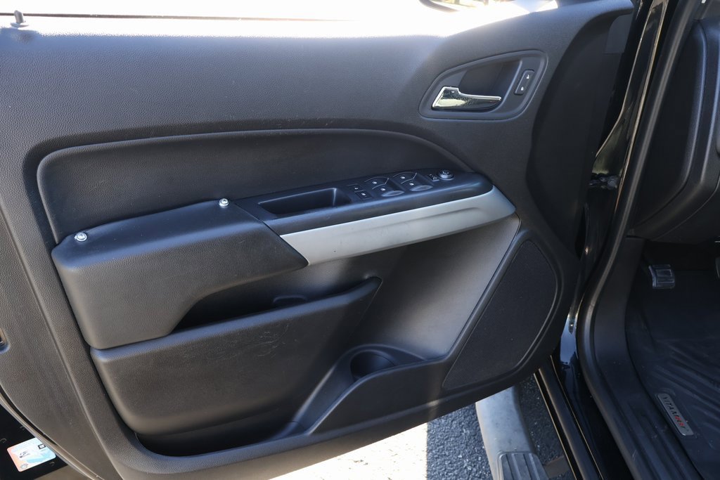 Used 2018 Chevrolet Colorado LT image 13