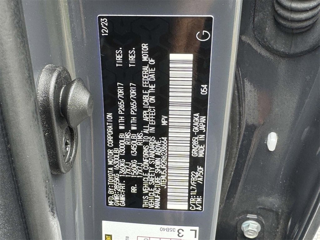 Used 2024 Toyota 4Runner SR5 image 27
