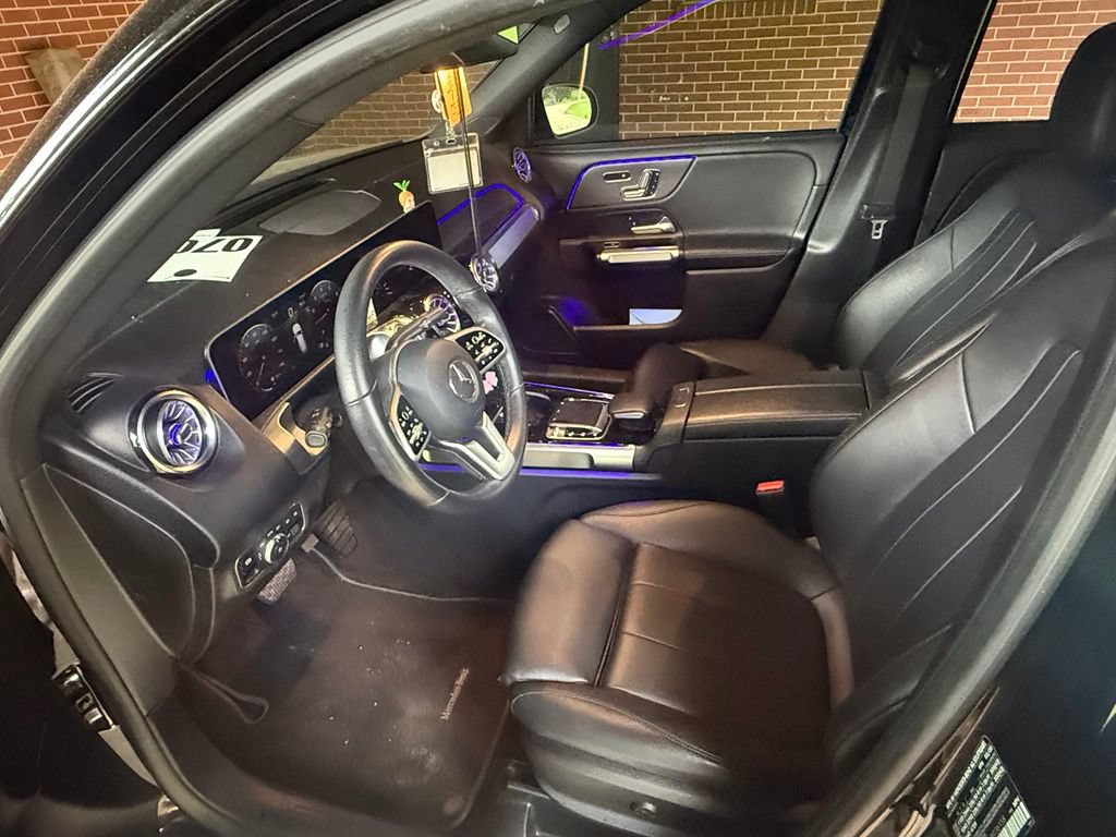 Used 2020 Mercedes-Benz GLB 250 image 9