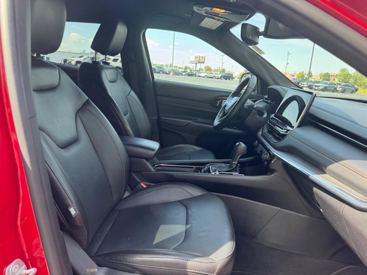 Used 2022 Jeep Compass Limited image 17