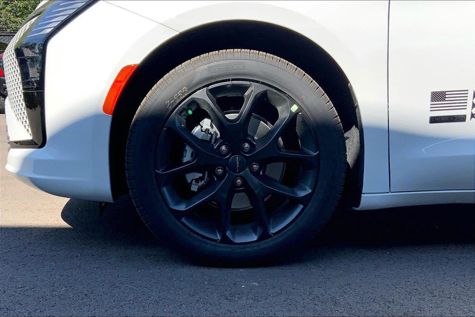 New 2027 Chrysler Pacifica Select FWD image 11