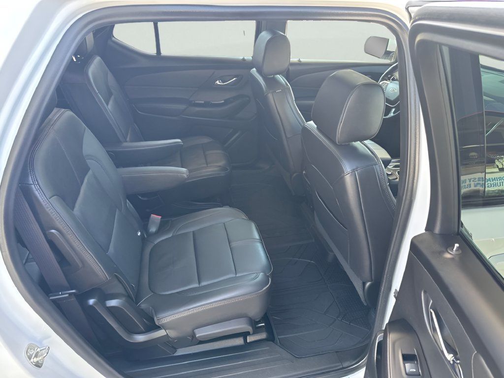 Used 2023 Chevrolet Traverse RS w/ LPO, Floor Liner Package AWD/4WD image 26