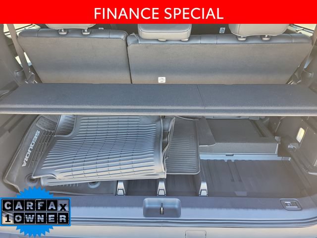 Used 2025 Toyota Sequoia Platinum AWD/4WD image 8