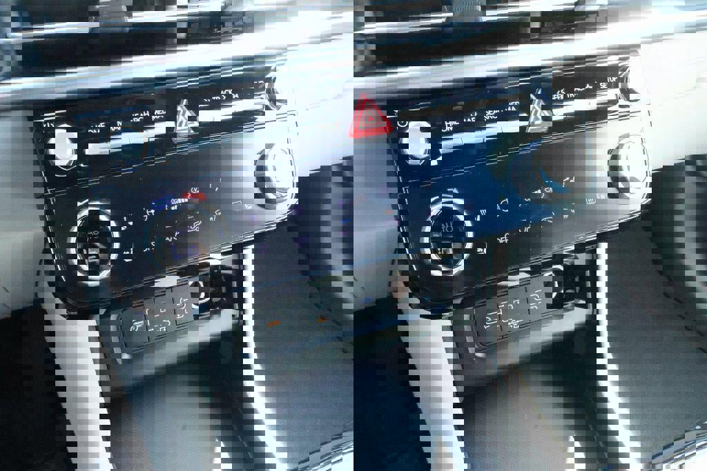 New 2026 Hyundai Tucson Limited image 13