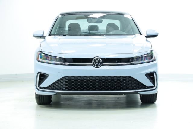 New 2026 Volkswagen Jetta SE FWD image 2