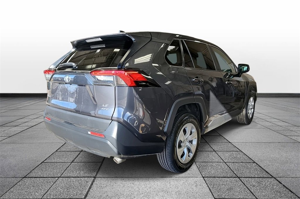 Used 2024 Toyota RAV4 LE image 5