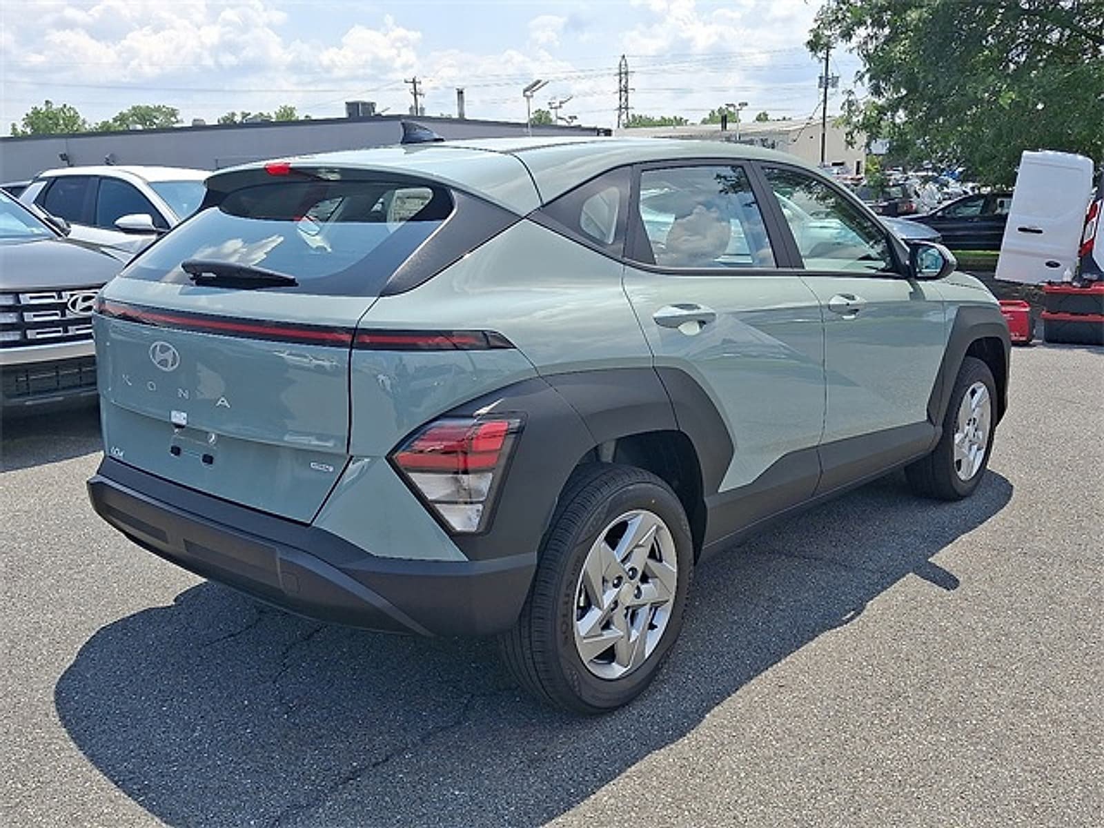 Used 2026 Hyundai Kona SE AWD/4WD image 3