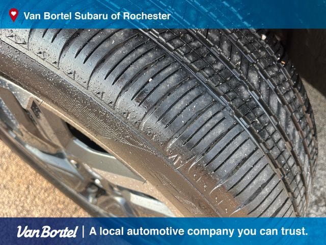 Used 2025 Subaru Forester Limited AWD/4WD image 10