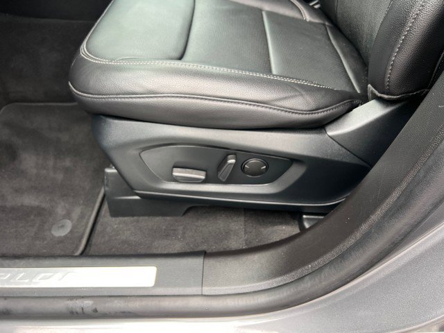Certified 2023 Ford Explorer Limited w/ Equipment Group 301A AWD/4WD image 11