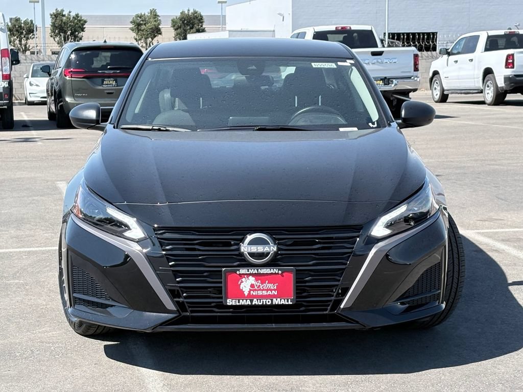 New 2026 Nissan Altima 2.5 SV FWD image 2