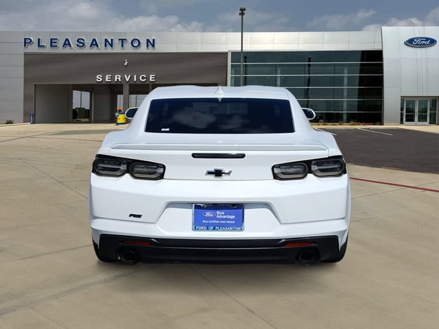 Used 2022 Chevrolet Camaro LT w/ RS Package RWD image 4