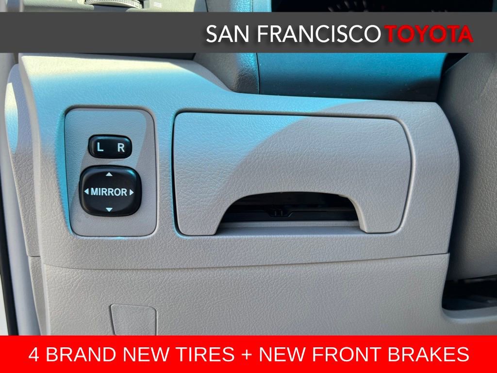 Used 2007 Toyota Camry LE FWD image 31