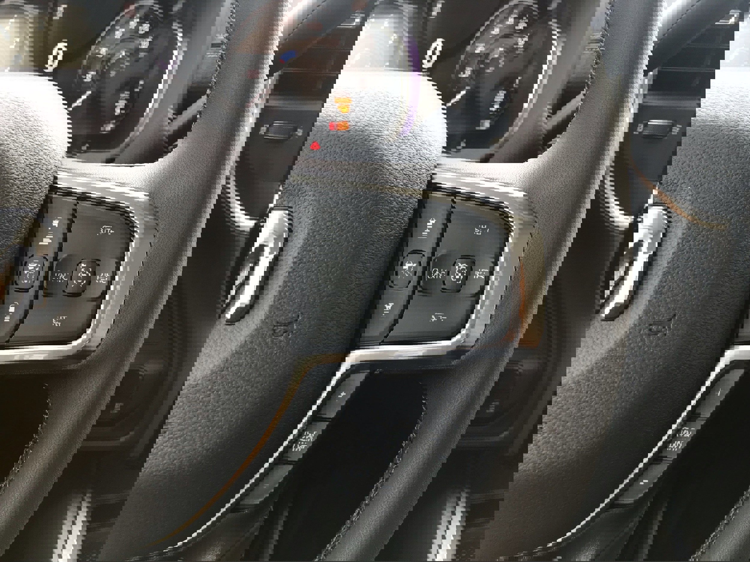 New 2025 RAM 2500 Laramie image 27