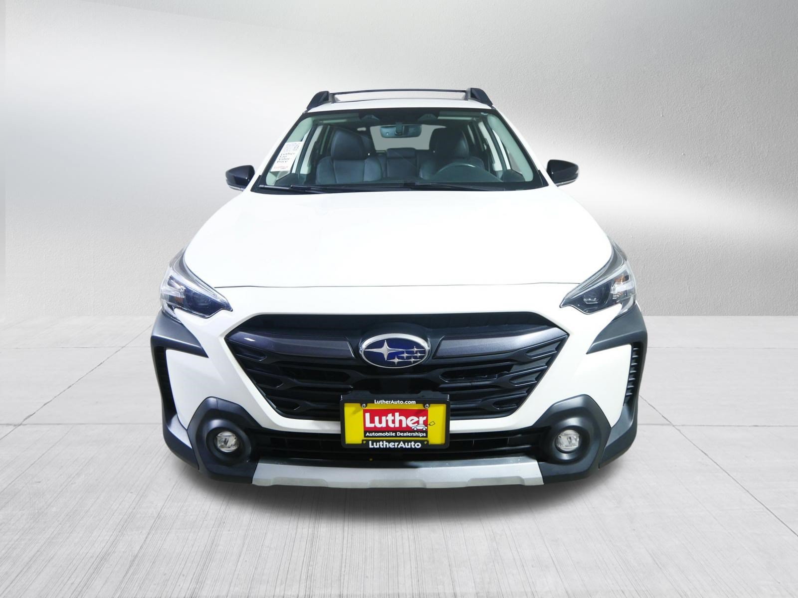 Used 2024 Subaru Outback Limited AWD/4WD image 2