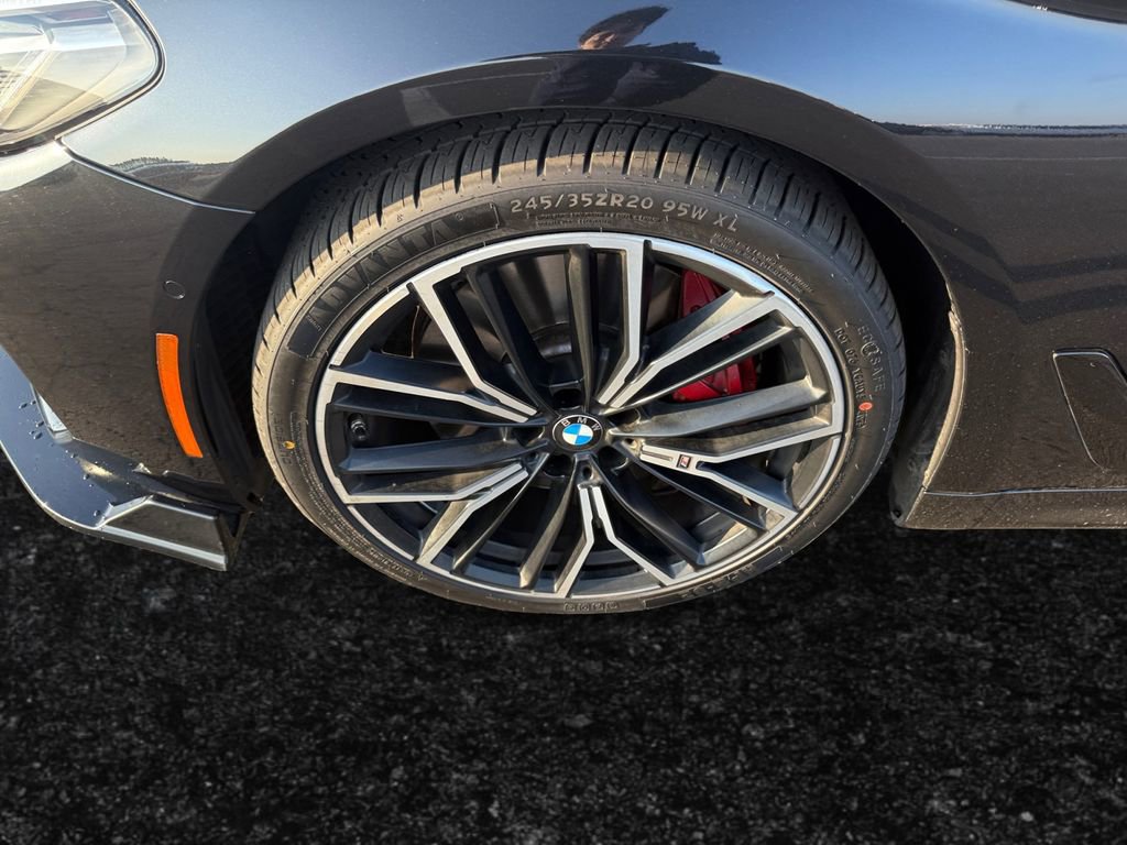 Used 2022 BMW 540i w/ M Sport Package image 9