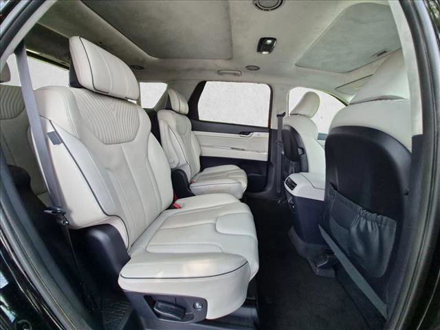 Used 2023 Hyundai Palisade Calligraphy FWD image 23