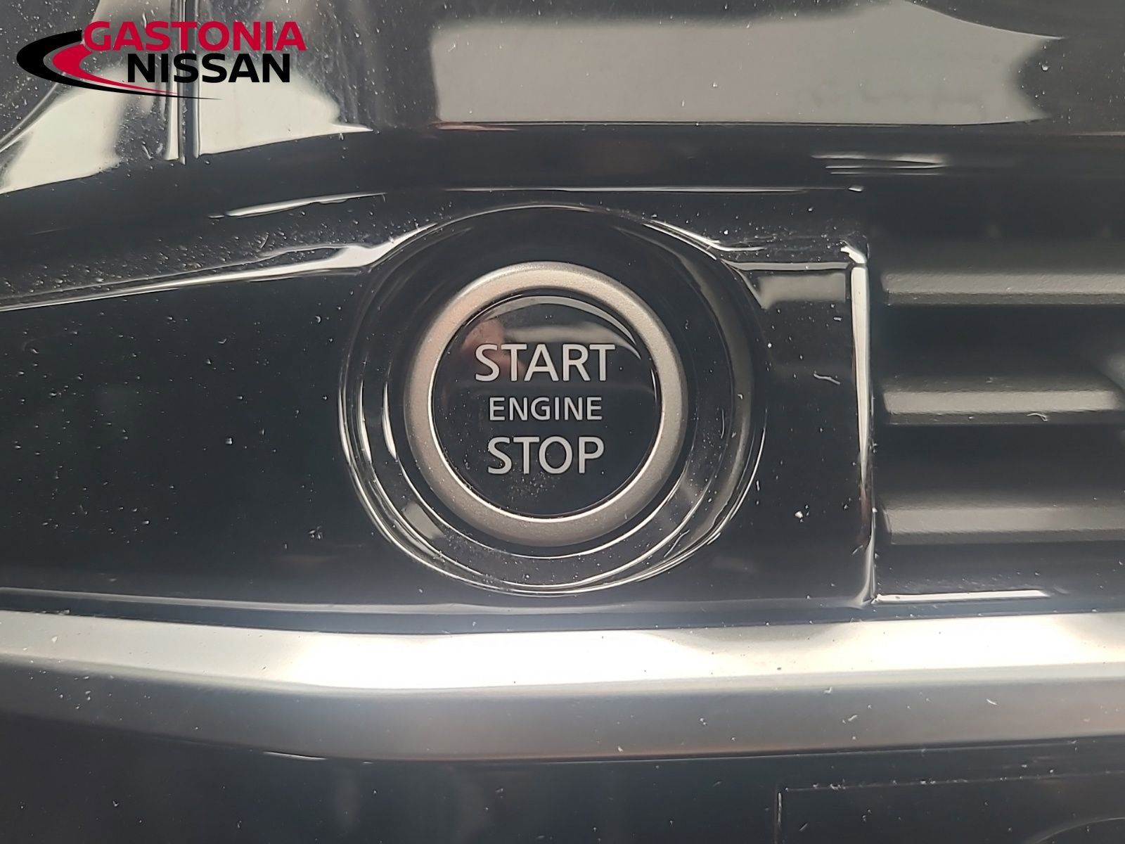 Used 2024 Nissan Pathfinder Platinum w/ Cargo Package image 50