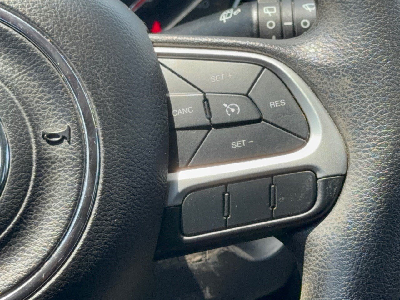 Used 2019 Jeep Compass Sport FWD image 19