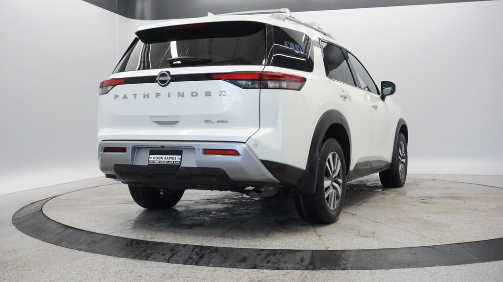 Used 2023 Nissan Pathfinder SL image 10