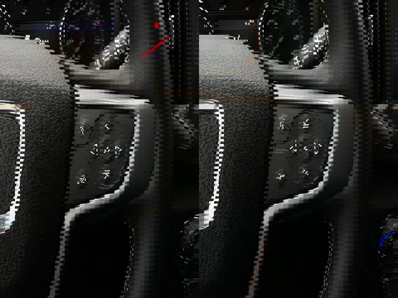 Used 2023 GMC Terrain AT4 w/ Infotainment Package II image 41