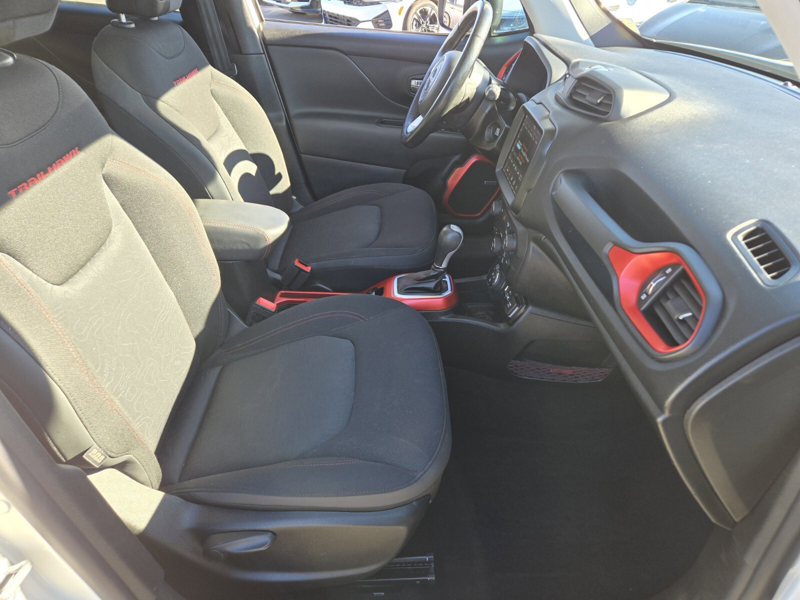 Used 2021 Jeep Renegade Trailhawk w/ Sun & Sound Group image 15