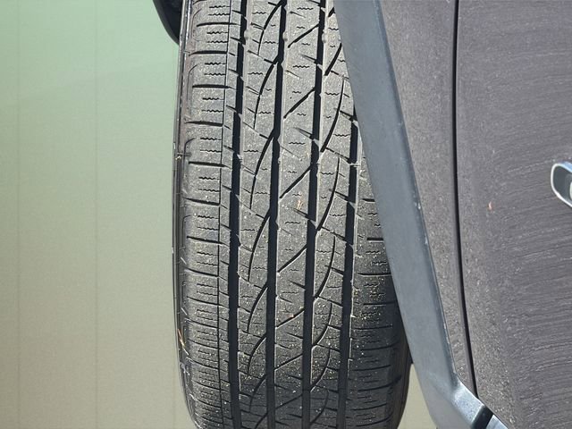 Used 2024 Jeep Compass Sport image 11