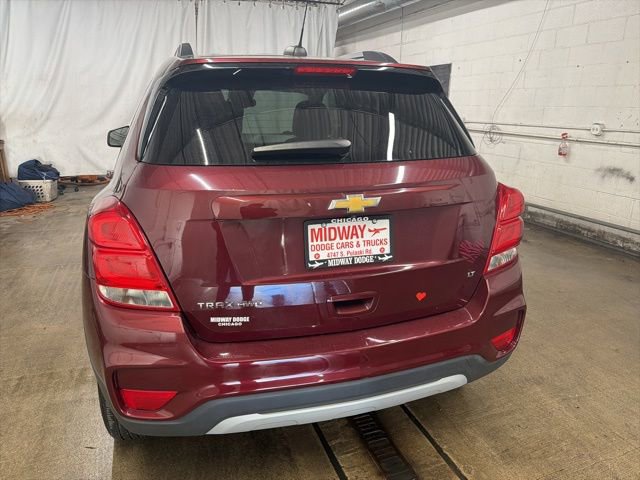 Used 2017 Chevrolet Trax LT w/ LT Convenience Package image 6