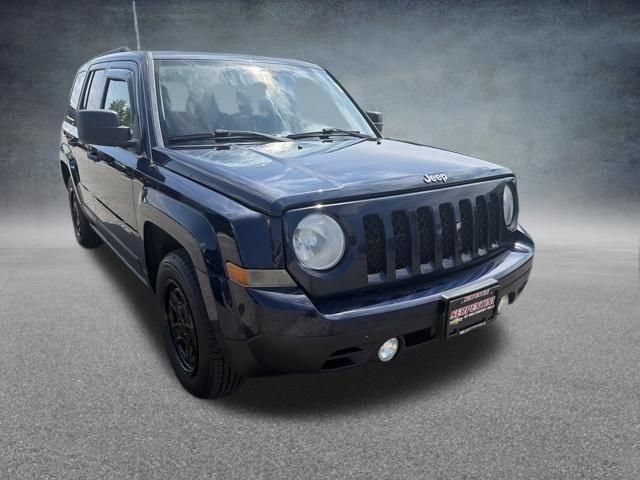 Used 2012 Jeep Patriot Sport FWD image 4