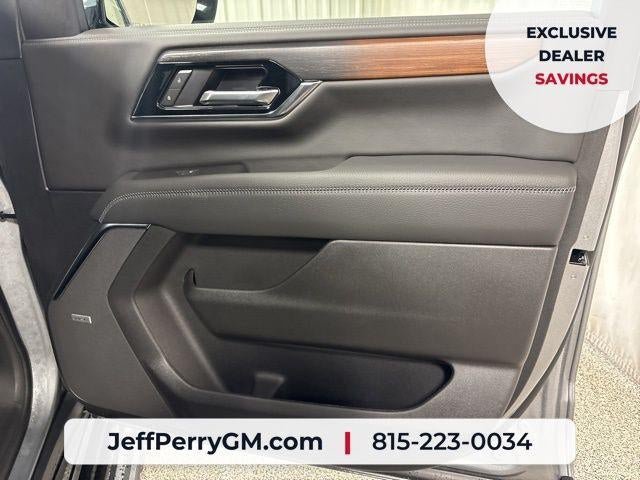 New 2026 GMC Yukon Denali w/ Denali Reserve Package AWD/4WD image 16