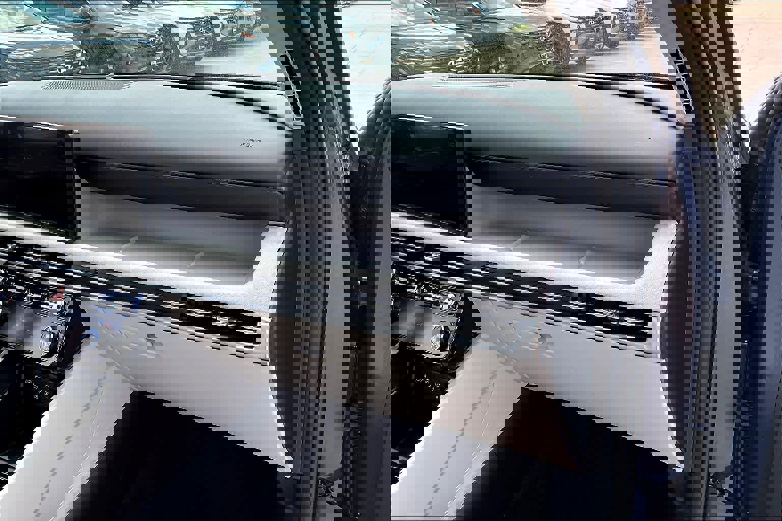 Certified 2025 Hyundai Tucson SEL image 17