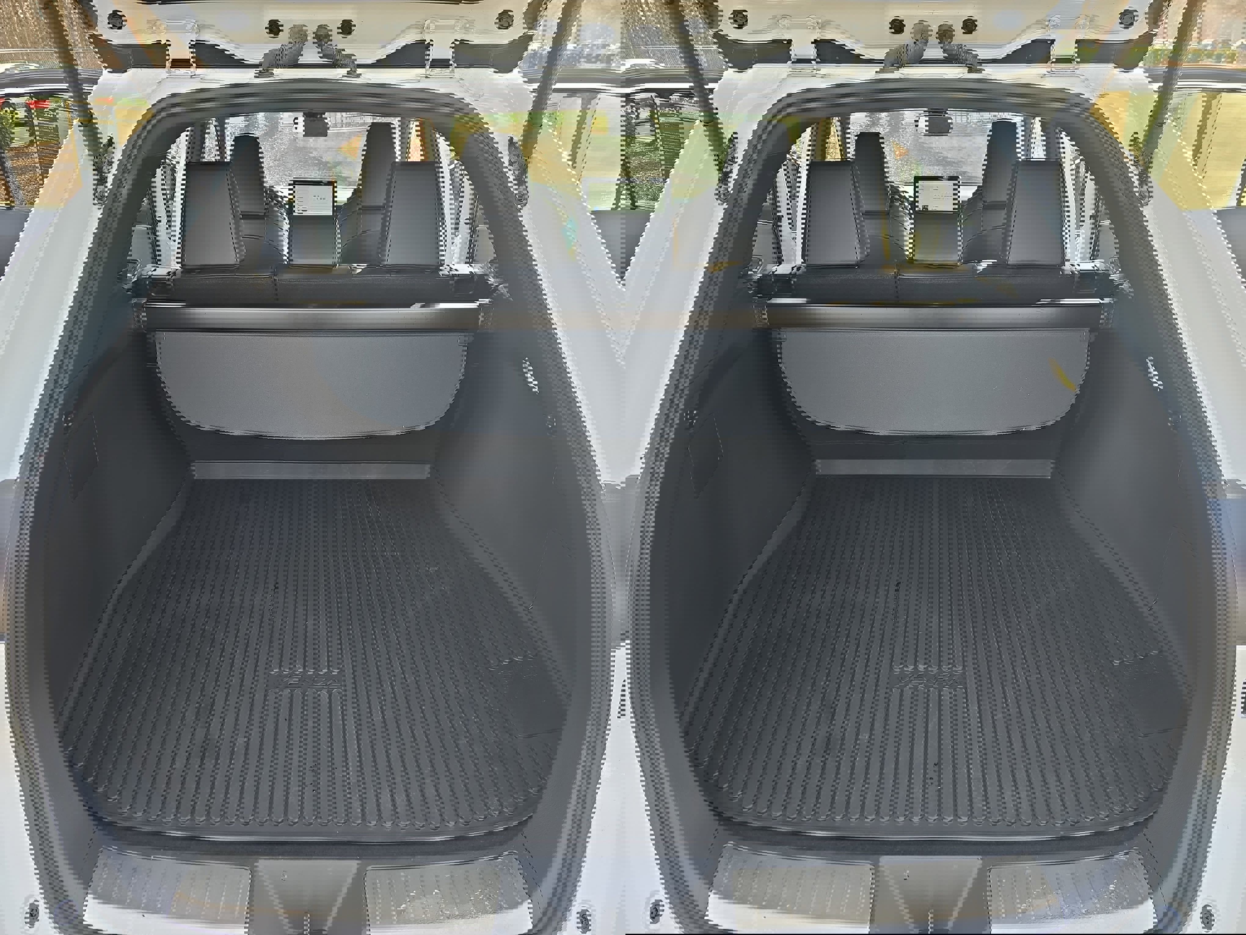 Certified 2024 Toyota Venza XLE image 13