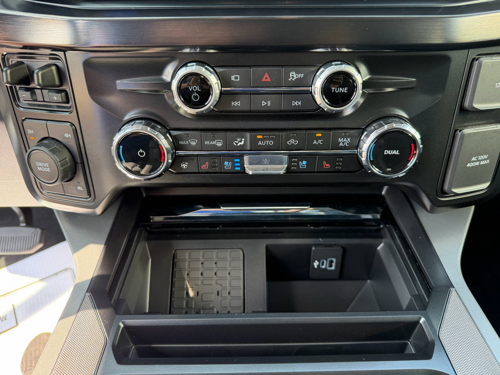 New 2026 Ford F350 Lariat w/ Lariat Ultimate Package AWD/4WD image 12