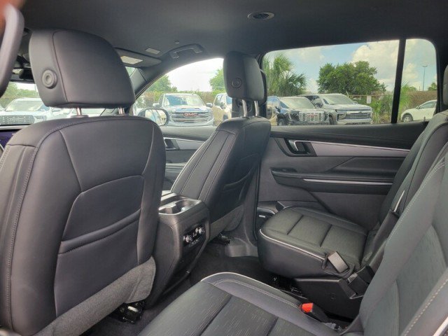 Used 2026 Buick Enclave Sport Touring FWD image 26