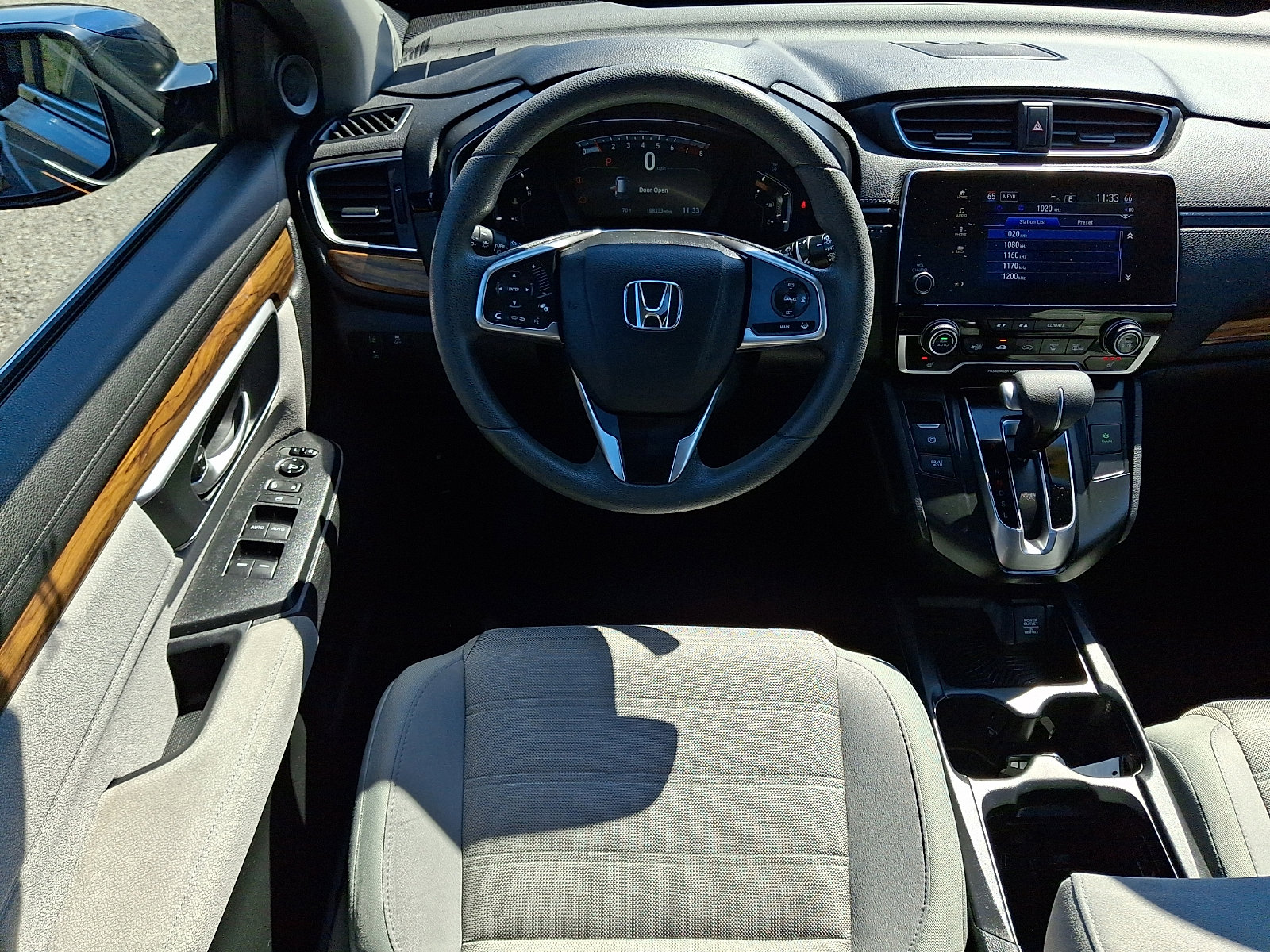 Used 2017 Honda CR-V EX image 11